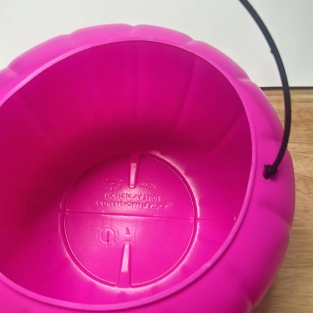 Hot Pink Halloween Pumpkin Blow Mold Bucket Pail Trick-or-treat General Foam USA